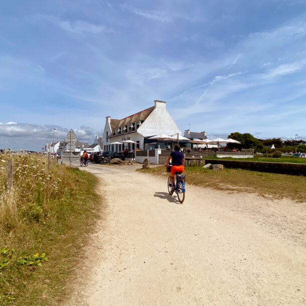 Le Pass Port - En arrivant à vélo par le GR34